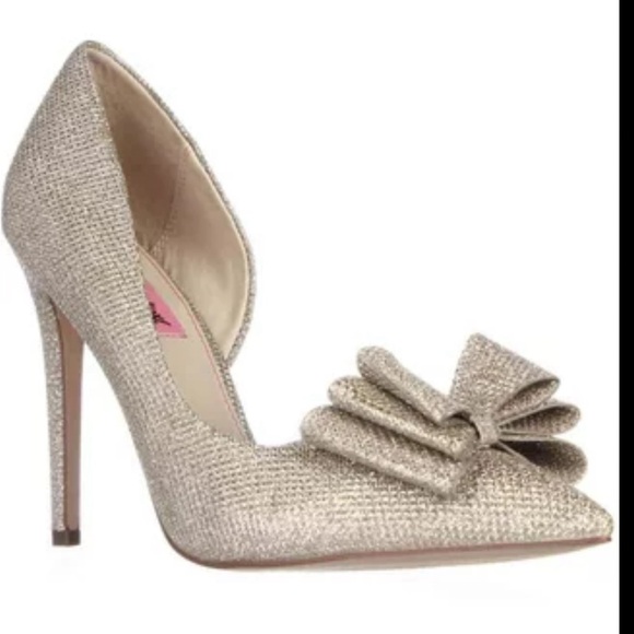 Betsey Johnson Women's Prince-P D’Orsay Bow Pump In Glam Gold - Picture 11 of 12